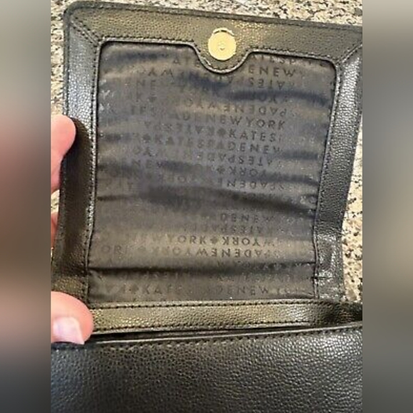 Kate Spade purse - Picture 3 of 4